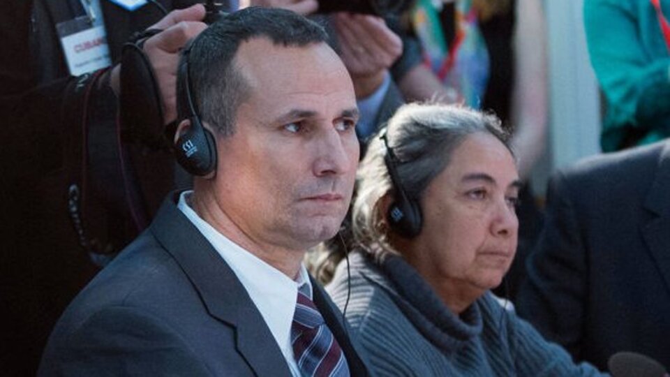 Kübalı muhalif Ferrer, ABD'ye sürgüne gönderildi