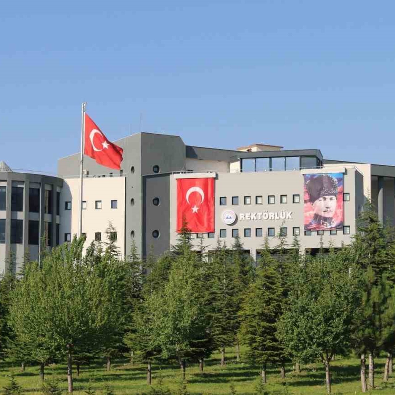Erciyes Üniversitesi nerede?