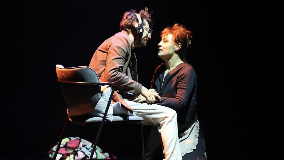 Seyircilerle buluştu