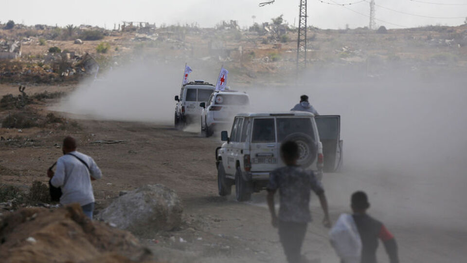 Hamas esirlerin cenazelerini teslim etti