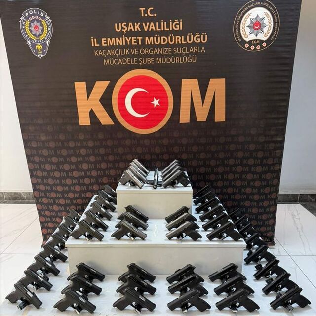 Yolcu otobüsünden 55 ruhsatsız tabanca çıktı