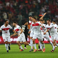 Millilerden son 2 maçta 10 gol!