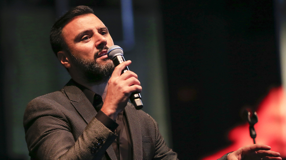 "Erkeğe transparan olmuyor"