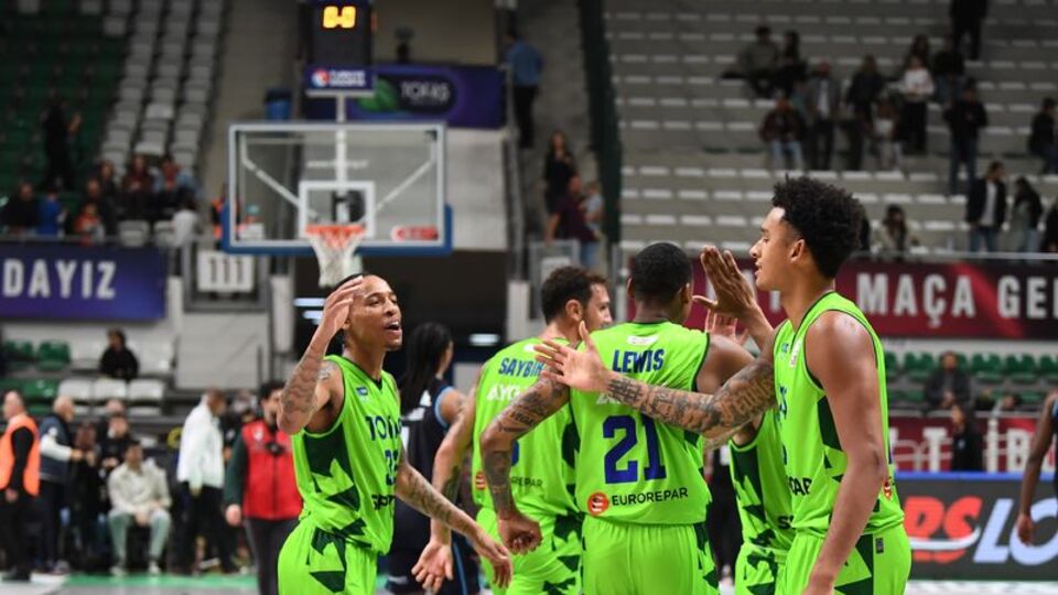 TOFAŞ, İtalyan ekibini devirdi!