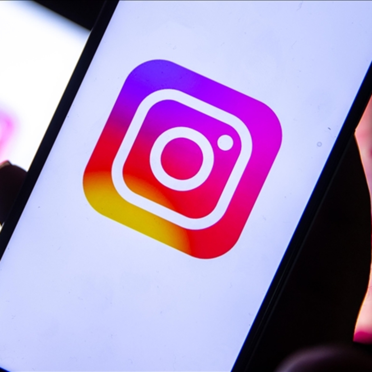Instagram 18 yaş altına sınır getirdi!