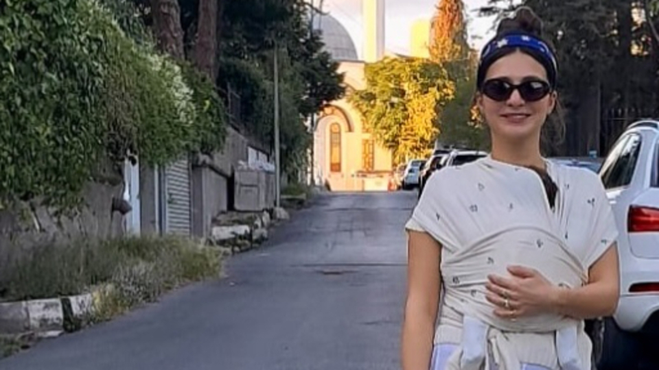 Oğlu ile ilk paylaşımını yaptı