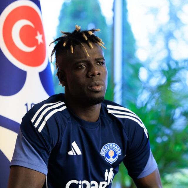 "Hayalim Premier Lig’de oynamak"