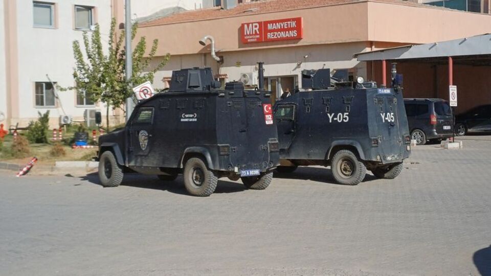 Hamile eşini bıçakladı, bebeğini öldürdü!