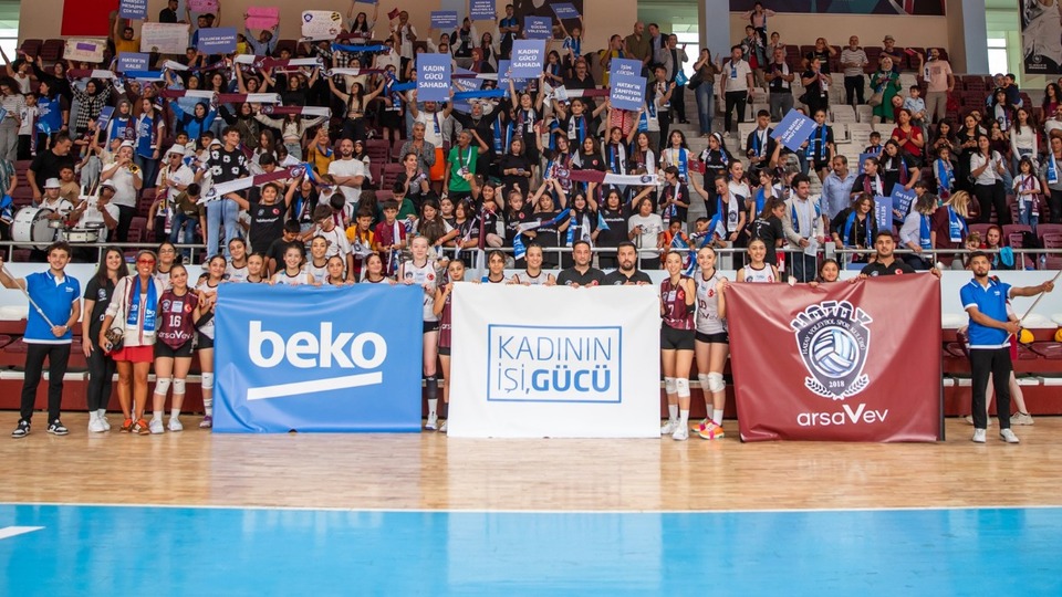 Beko'dan Hatay Kadın Voleybol Takımına destek