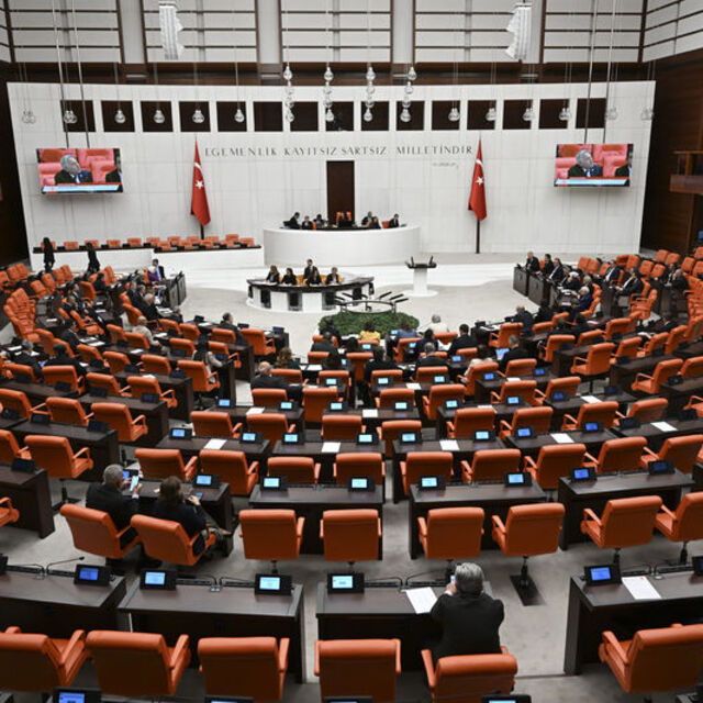 Irak ve Suriye tezkeresi TBMM'de