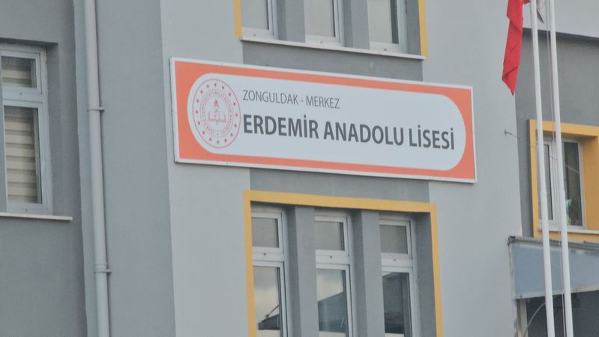 Öğrenci Yurdunda Sigara Kavgası Kamerada: Bir Gözaltı, Bir Tutuklama