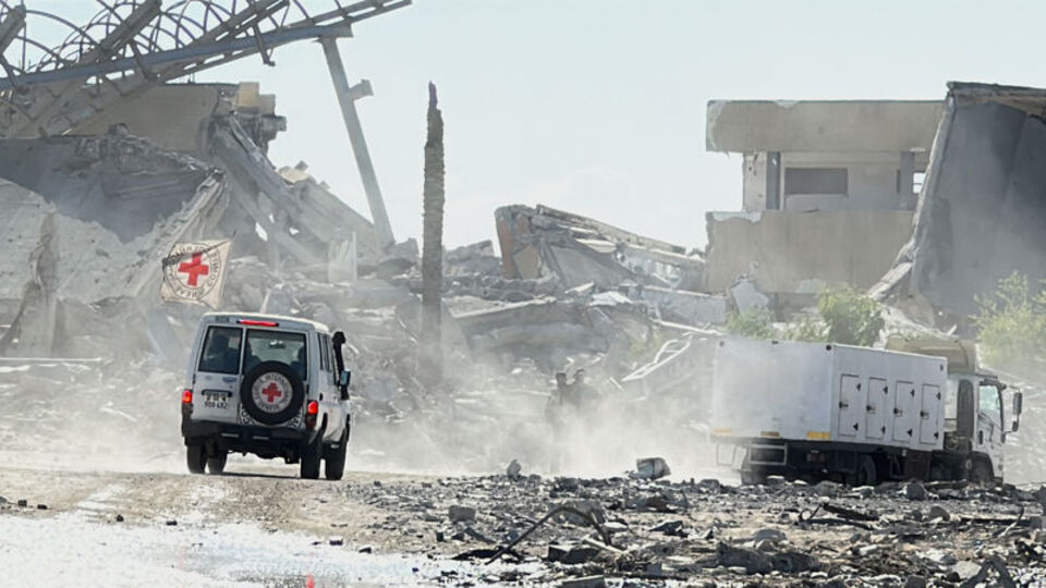 Hamas'tan İsrail'e: Ekipman girişine izin vermiyor