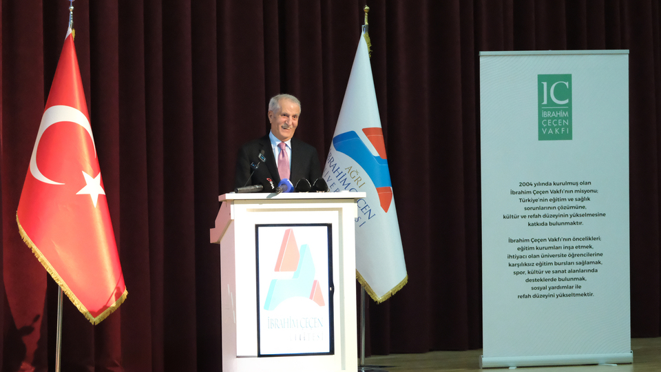 İbrahim Çeçen'den eğitimle kalkınma mesajı