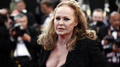 Efsanevi yıldız hastaneye kaldırıldı