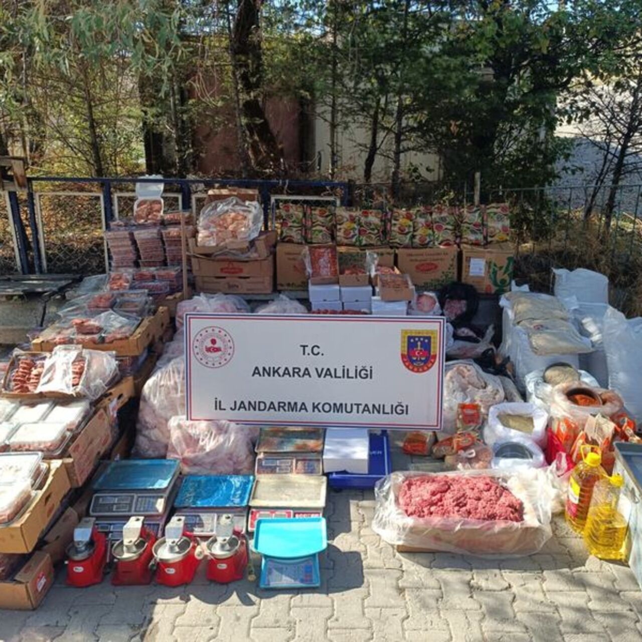Zehir gibi et