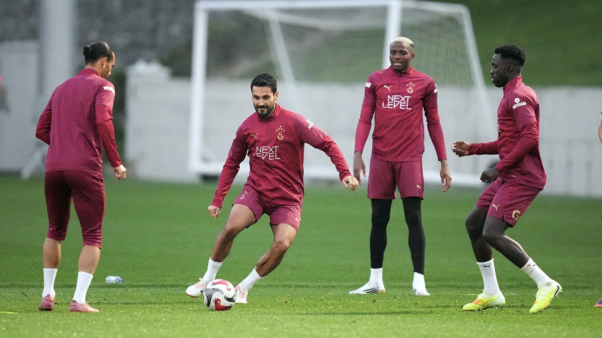 Galatasaray - Başakşehir Maçı Öncesi Bomba Detaylar! Okan Buruk'tan Kritik Açıklamalar