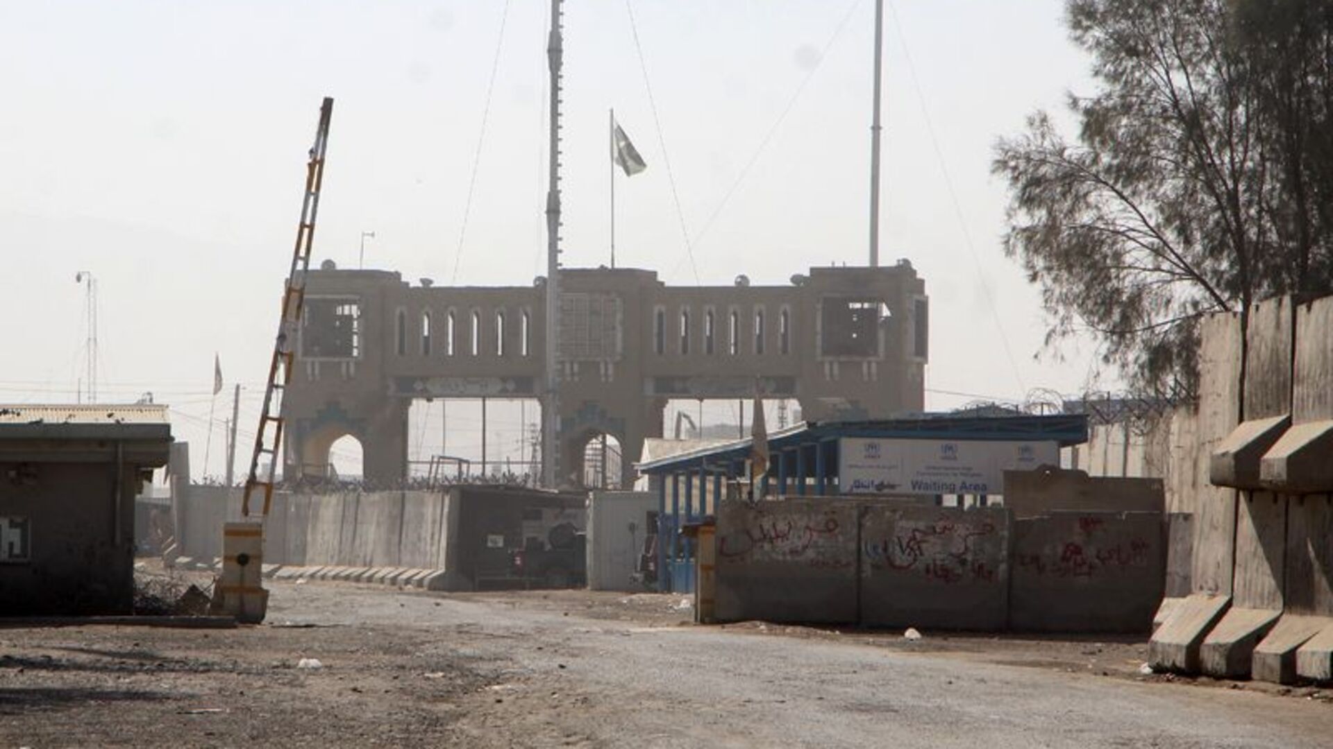 Pakistan-Afganistan Sınırında Ateşkes Uzatıldı: Gerginlik Yatışıyor mu?