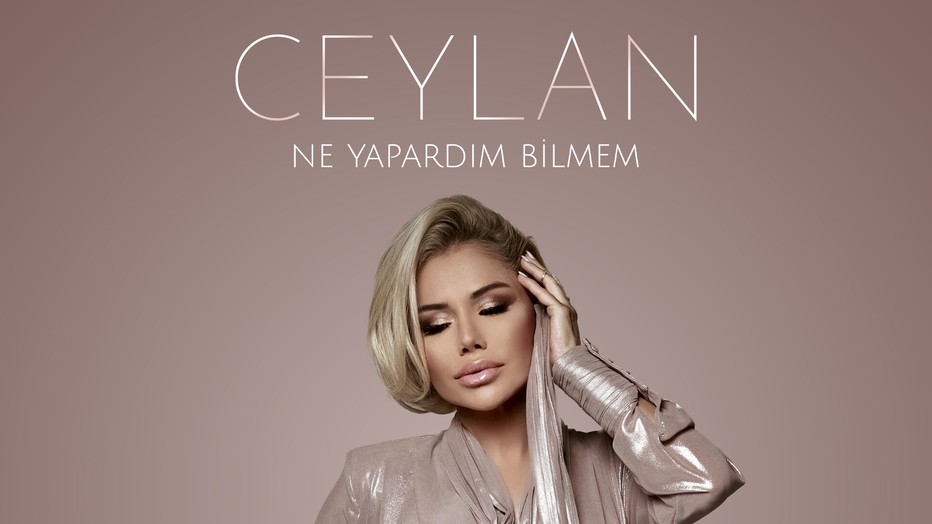 Ceylan'dan Sarsıcı Dönüş! 'Kalbim Seni Unutur mu' Hayranlarıyla Buluştu