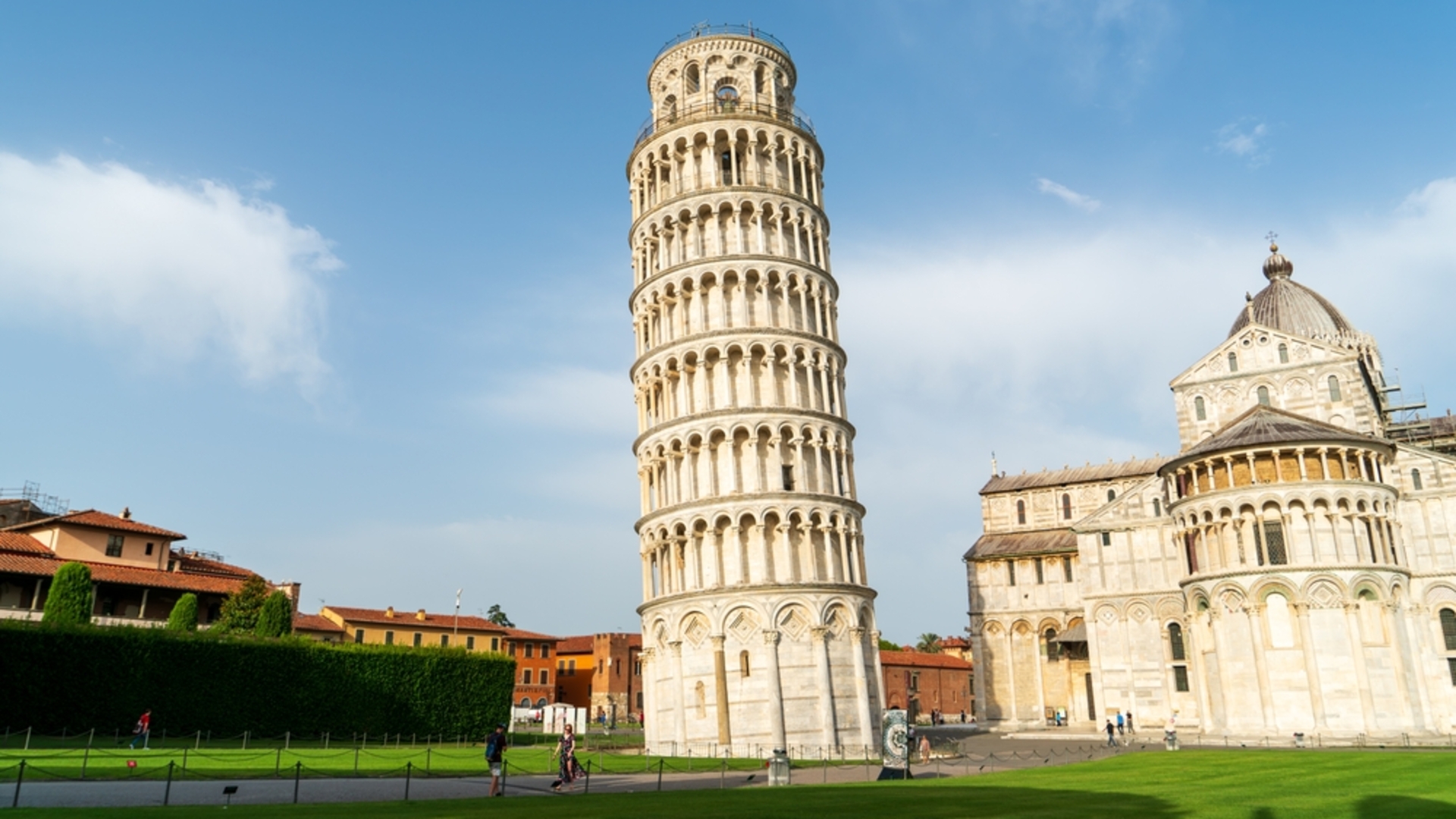 Pisa Kulesi eğildi, ama neden yıkılmadı? Yıllar içinde yıkılma ihtimali var mı?