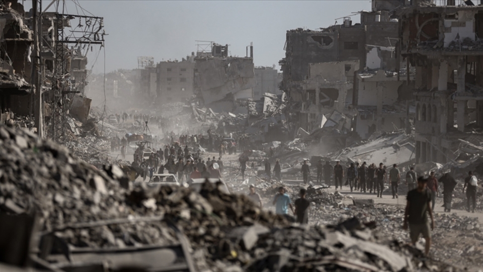 İsrail Gazze'de sivil bir aracı hedef aldı: 11 ölü