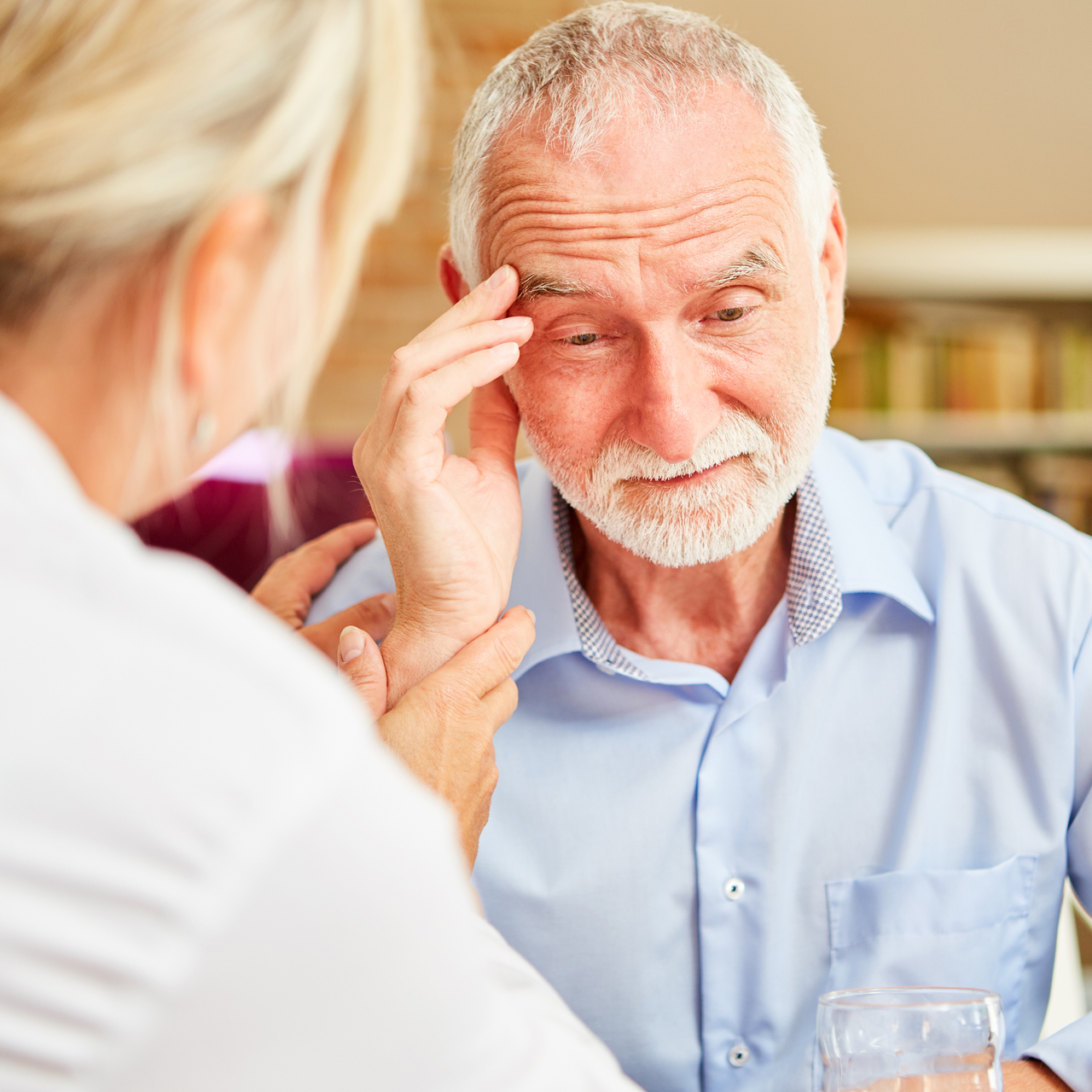 İşitme kaybı Alzheimer'i tetikliyor