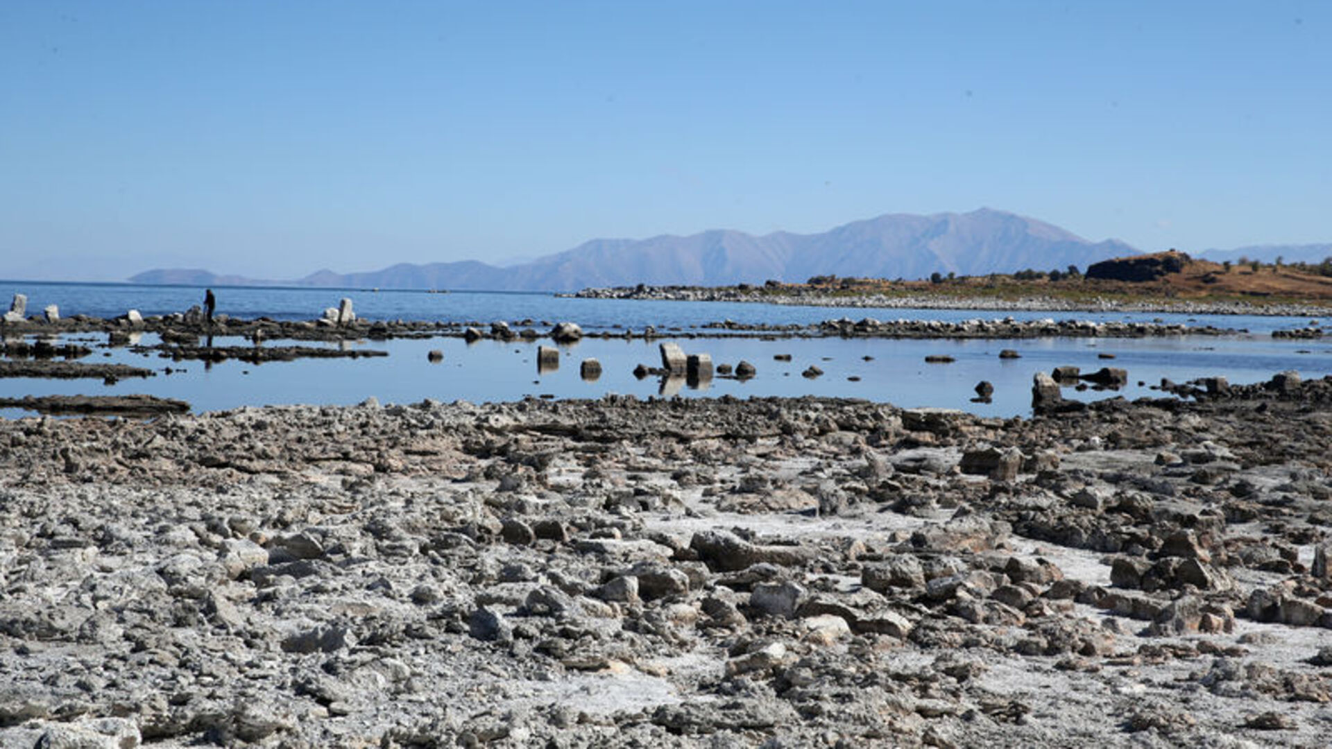 Van Gölü'ndeki su kaybı hızlandı! | Son dakika haberleri