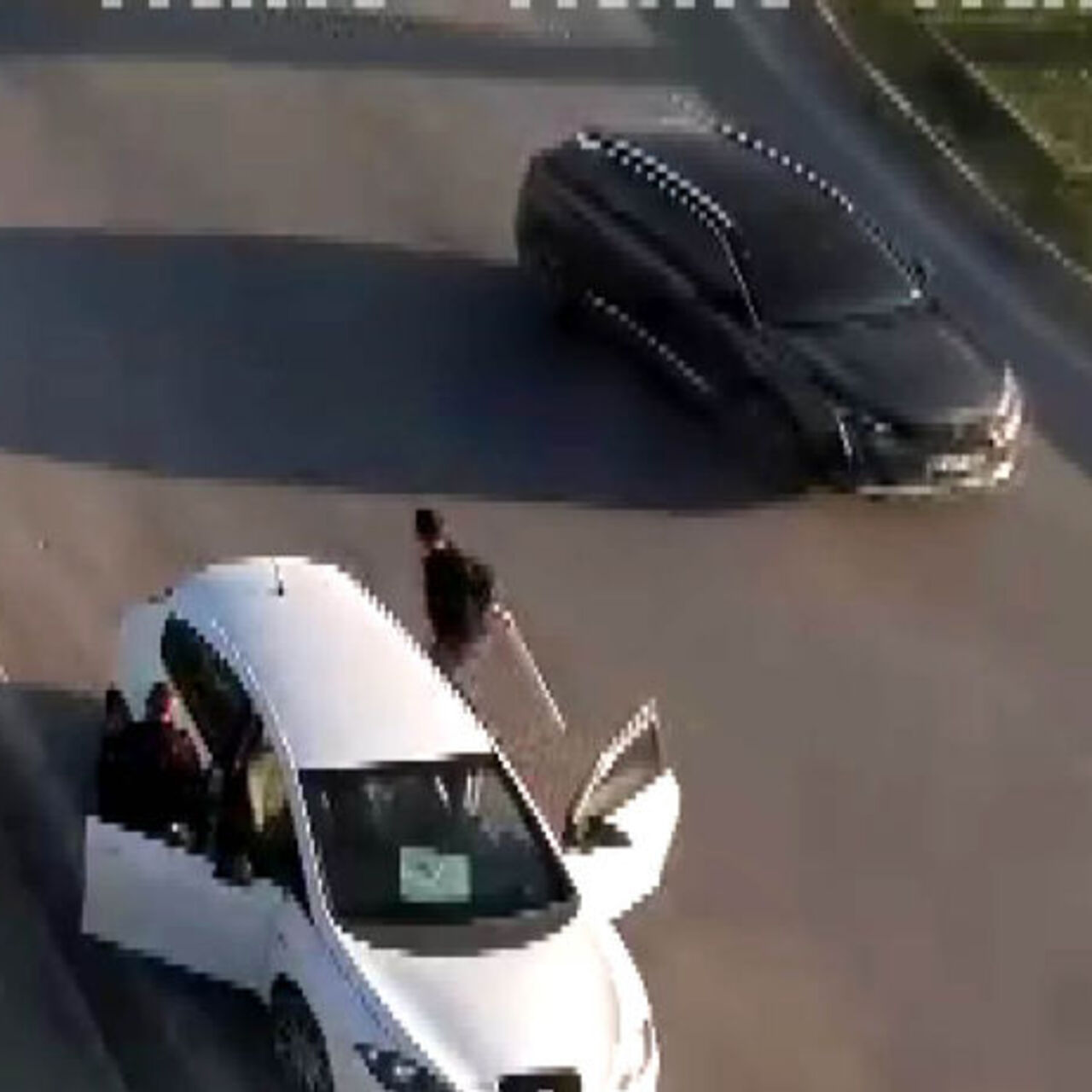 Polise sopayla saldıran sürücü tutuklandı