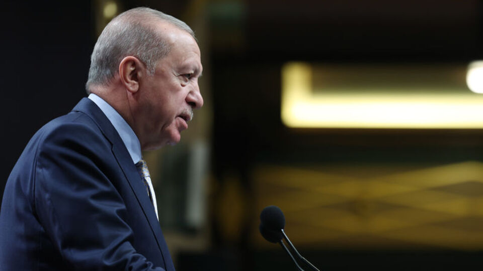 Bayraktar ve Pakdil'i andı