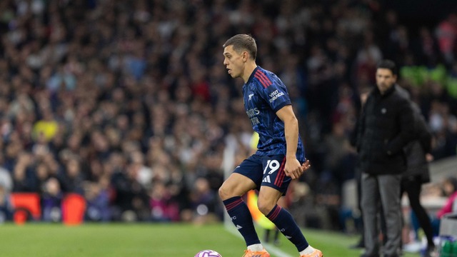 Lider Arsenal tek golle kazandı