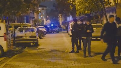 Sokakta yürürken kurşunların hedefi oldular!