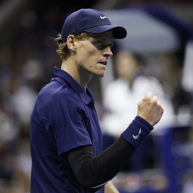 Sinner, Alcaraz'ı devirdi: 6 milyon doları kaptı!