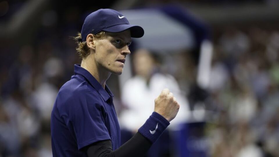 Sinner, Alcaraz'ı devirdi: 6 milyon doları kaptı!