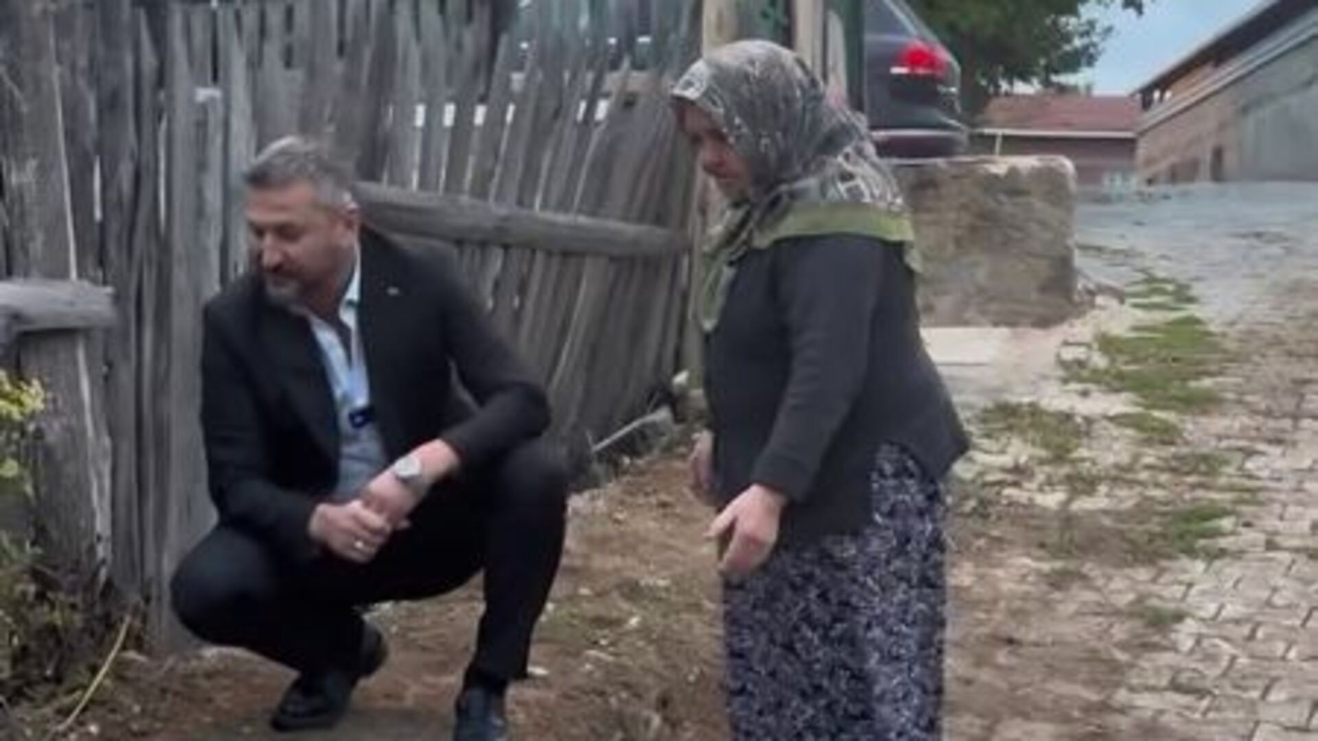 İzmir'de Yaşlı Teyzenin Otobüs Şoförüyle Diyaloğu Sosyal Medyayı Salladı! İşte O Anlar