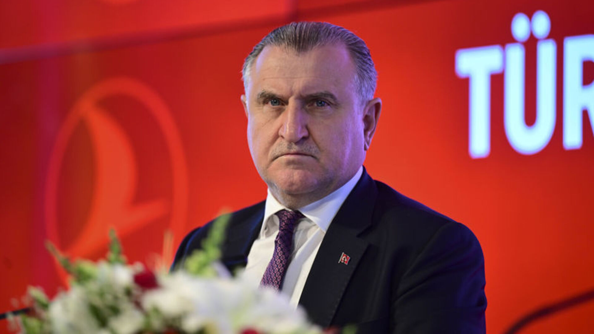 Toprak Razgatlıoğlu'na Bakan Bak'tan Dev Tebrik! Dünya Şampiyonuna Gurur Mesajı