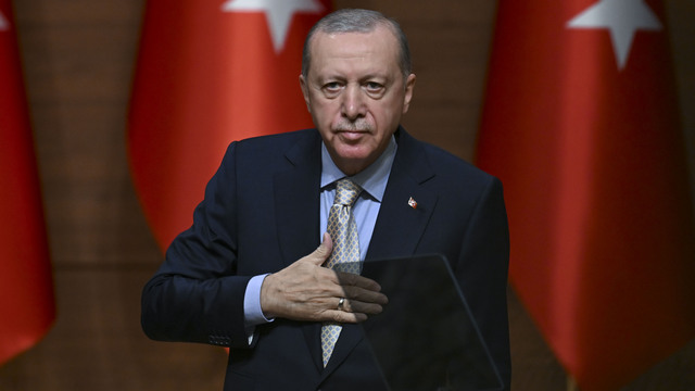 Cumhurbaşkanı Erdoğan'dan Razgatlıoğlu'na tebrik!