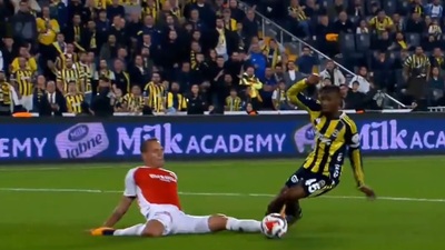 Kadıköy'de penaltı kararı!