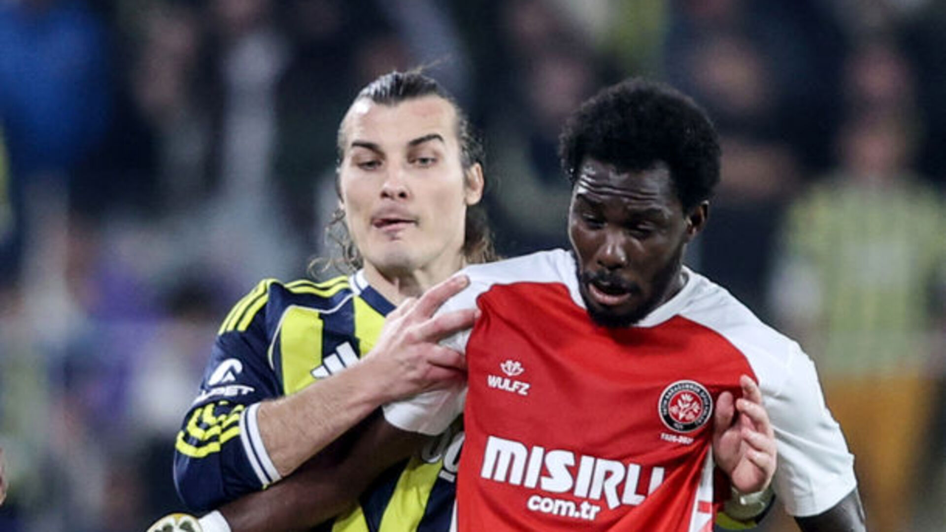 Çağlar Söyüncü'den Kritik İtiraf: İkinci Yarıdaki Düşüş Performansını Açıkladı!