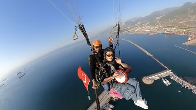 Gökyüzünde darbuka çaldı