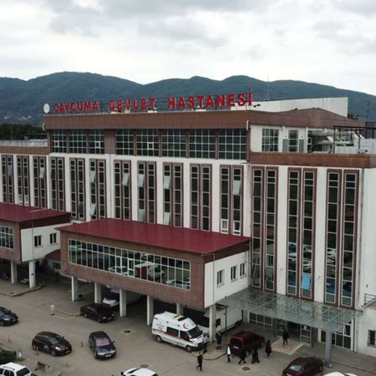 Karnı ağrıyordu... 16 yaşında kız çocuğu!