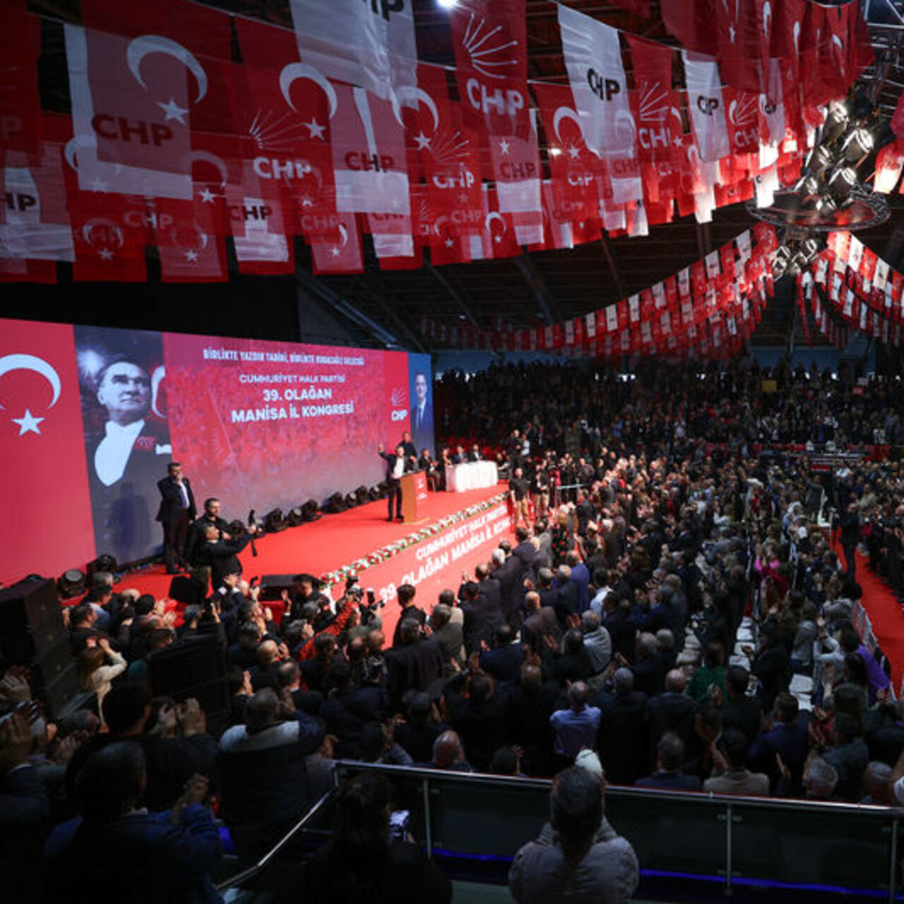 CHP'de gözler kurultay iptal davasında 