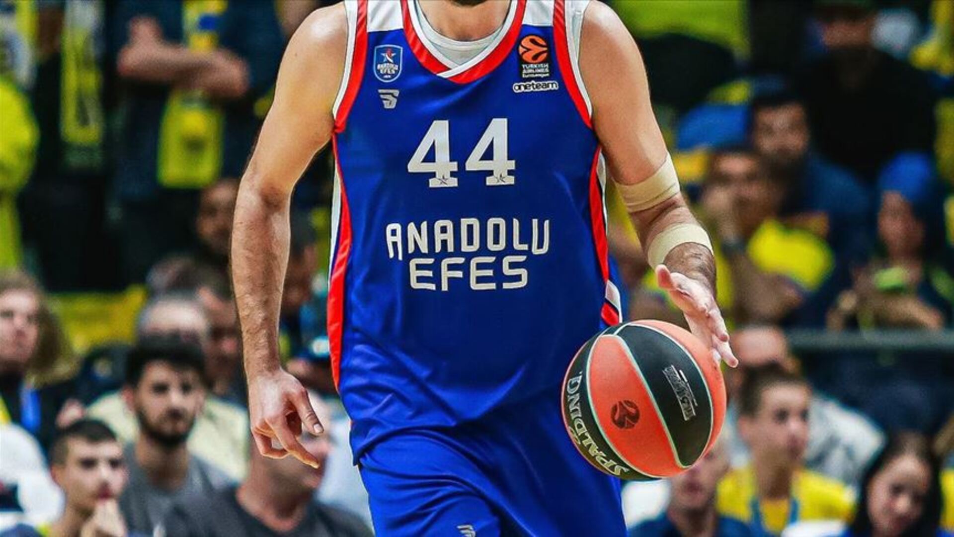 Anadolu Efes - Fenerbahçe Beko Derbisi: Maçın Heyecanı Başlıyor! Ne Zaman, Hangi Kanal?