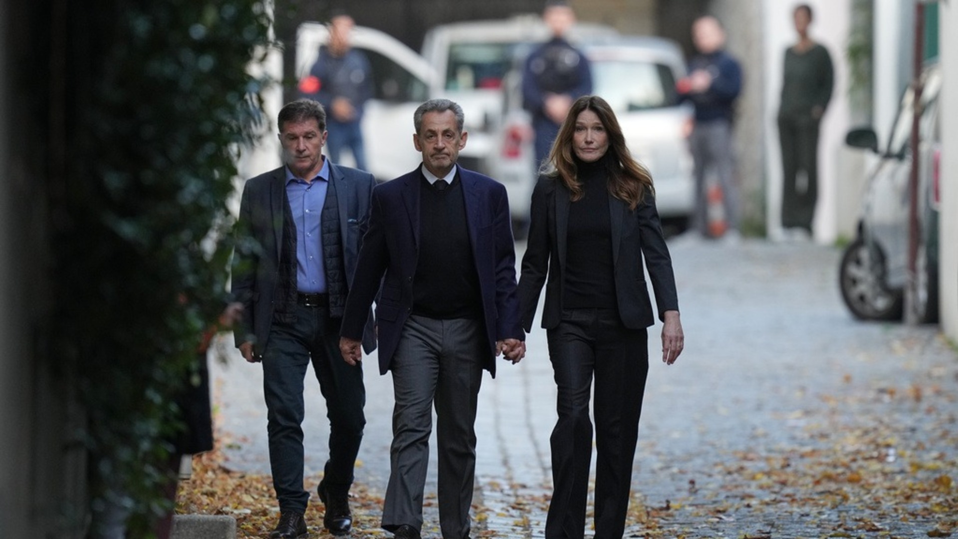 Ülke tarihinde ilk: Eski Fransa Cumhurbaşkanı Sarkozy hapse giriyor | Dış Haberler