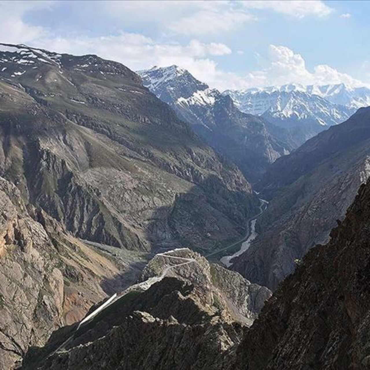 Engadin vadisi nerede?