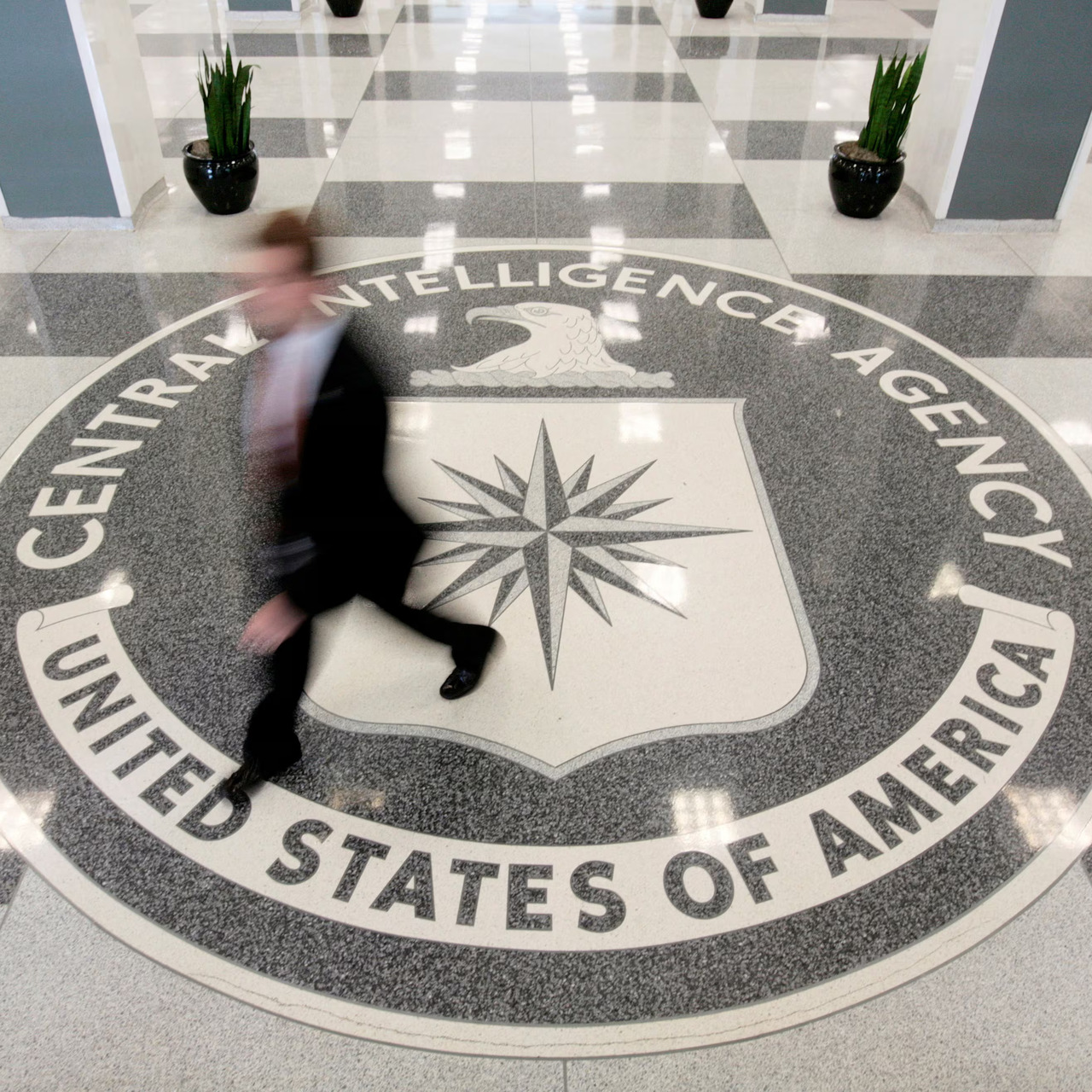 "CIA, Trump'ın ekibine yalan söyledi"