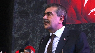 Bakan Tekin'den "Okul kayıtlarında planlamaların sabote edilmesini engelleyeceğiz" vurgusu