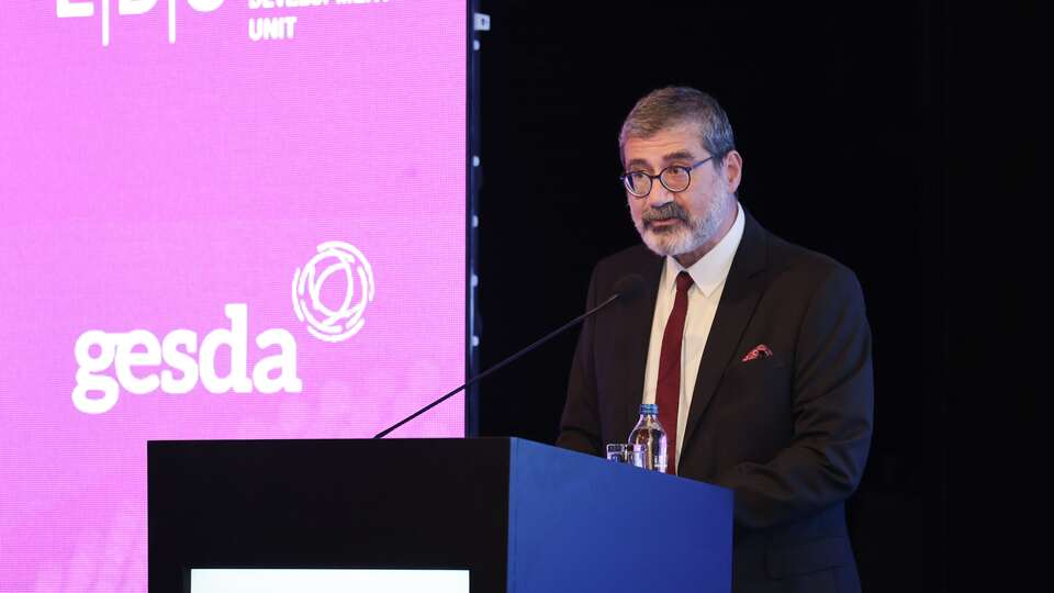 Bilimle geleceği şekillendiren liderler İstanbul'da buluşacak