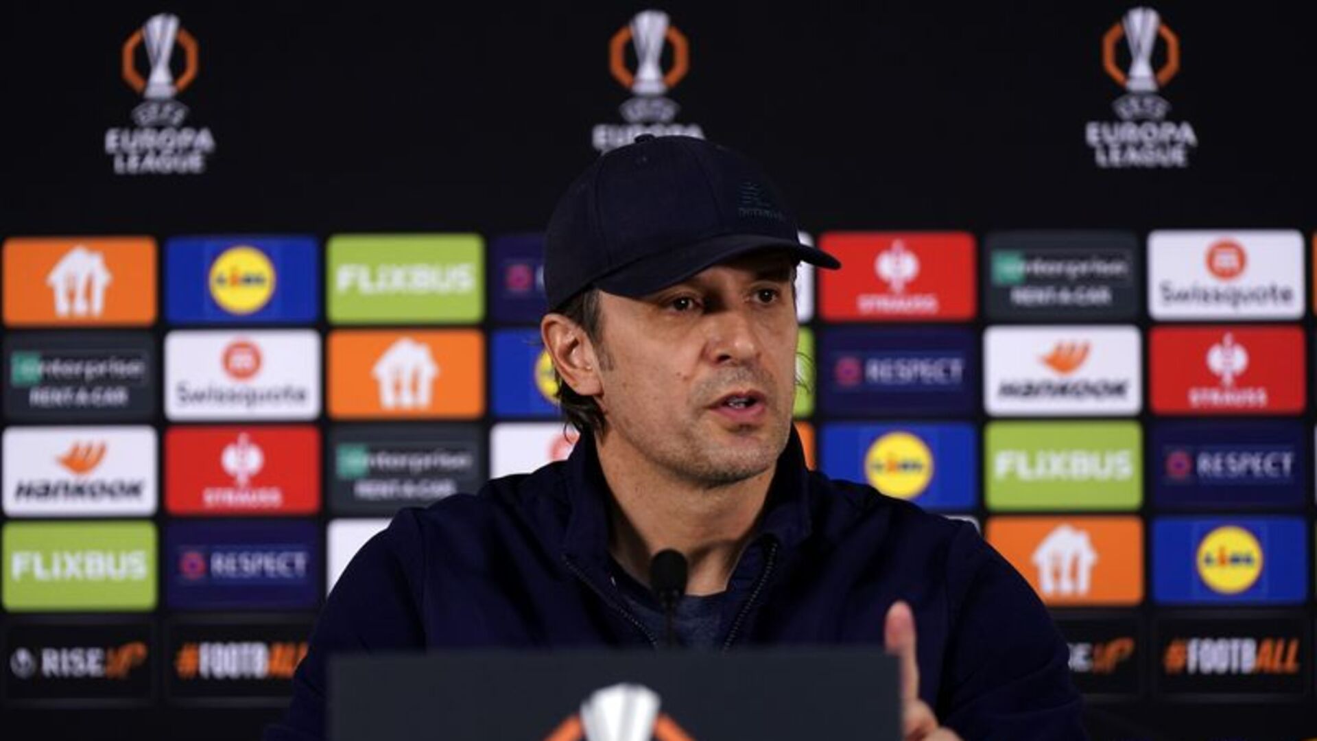 Shovkovskiy'den Samsunspor Uyarısı: 'Kolay Bir Maç Olmayacak, Her Şey Mücadeleden Geçiyor'