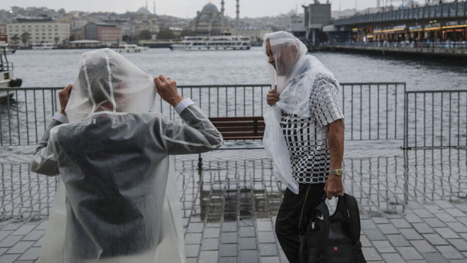 Sağanak yağmur uyarısı! Bu bölgeler dikkat