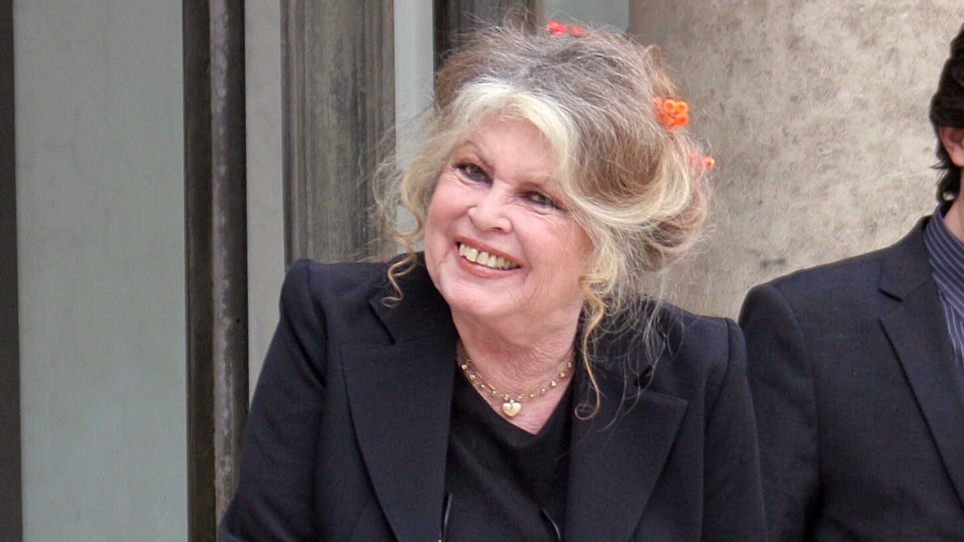 Brigitte Bardot iddialara yanıt verdi: Ölmedim, yaşıyorum! - magazin haberleri