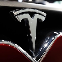 Tesla'nın kârında düşüş